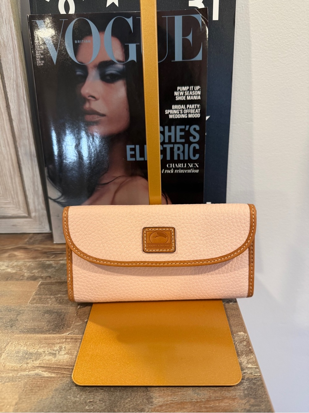 Dooney & Bourke Pebbled Leather Continental Wallet Blush Pink British Tan EUC